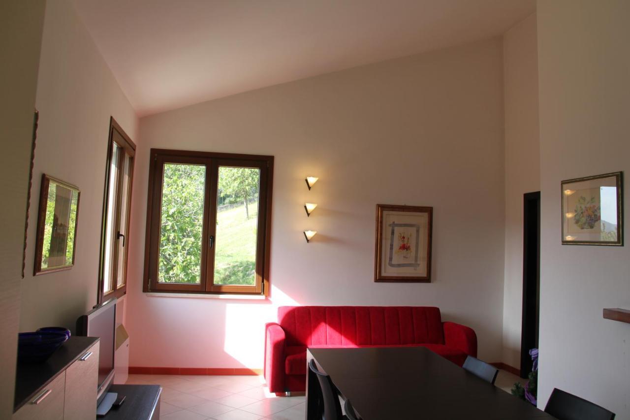 Villino Con Piscina Villa Terni Luaran gambar