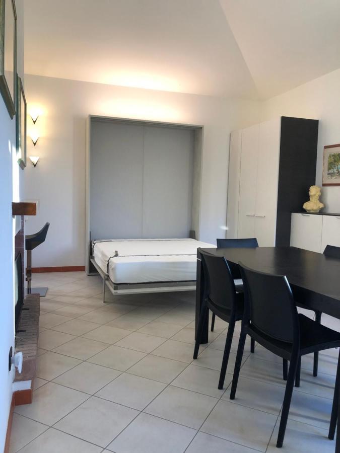 Villino Con Piscina Villa Terni Luaran gambar